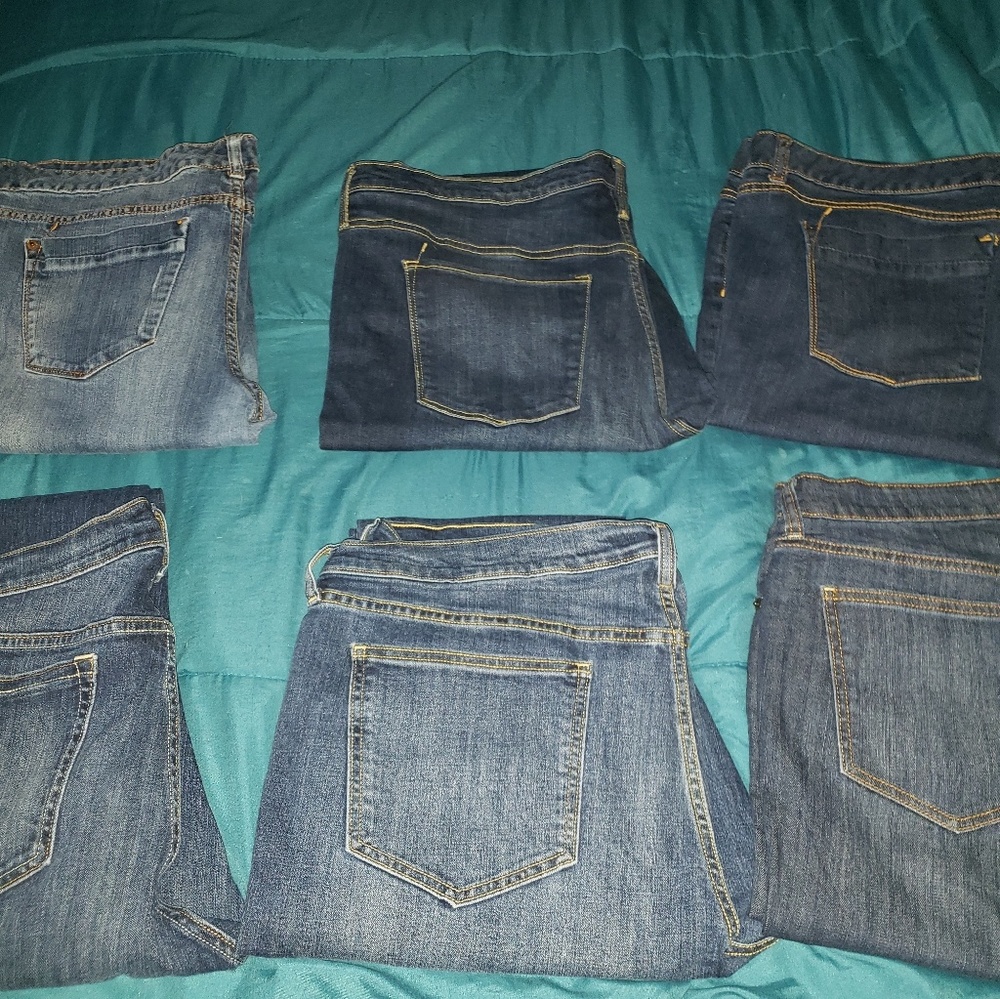 Jeans - Picture 3 of 4